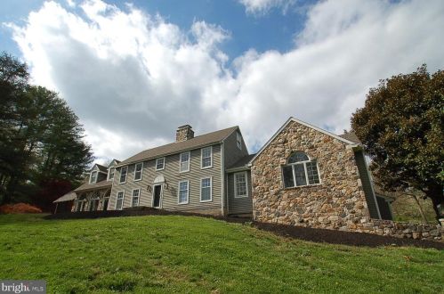 40 Old Guyencourt Rd, Wilmington, DE