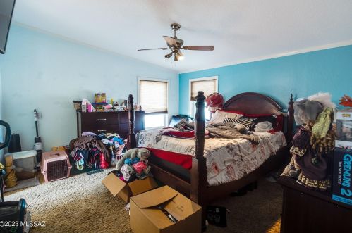 9011 Valgrind Ln, Tucson AZ  85743-7912 exterior