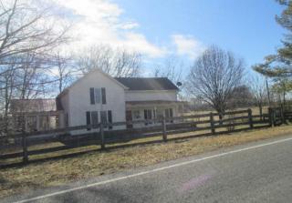 692 Clearview Rd, Cottontown, TN 37048-9273