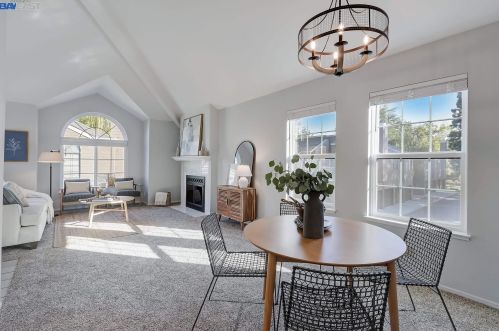 184 Copper Ridge Rd, San Ramon CA  94582-4575 exterior
