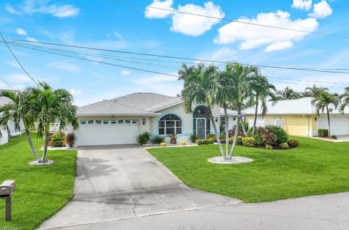 2934 10th Pl, Cape Coral, FL 33904-3901