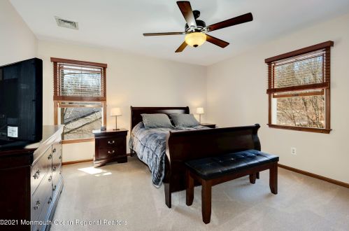 6 Cedar Ct, Jackson Twp NJ  08527-1161 exterior