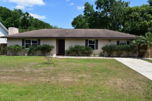 2657 Sample St, Kissimmee, FL 34744-1849