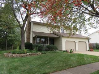 2078 Normandy Dr, Wooster, OH 44691-1438