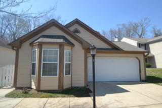 3808 Northlake Dr, Durham NC  27703-6725 exterior