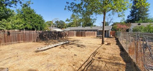 7561 Baird Way, Citrus Heights CA  95610-1410 exterior