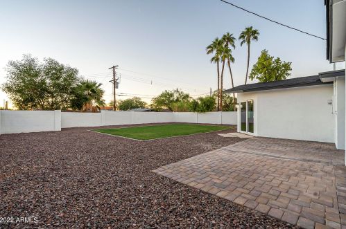 1038 78 Pl, Scottsdale AZ 85250-7906 exterior