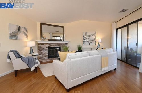 129 Ray St, Pleasanton CA  94566-6651 exterior