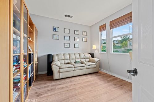 27122 Brown Oaks Way, Santa Clarita CA  91387-3894 exterior