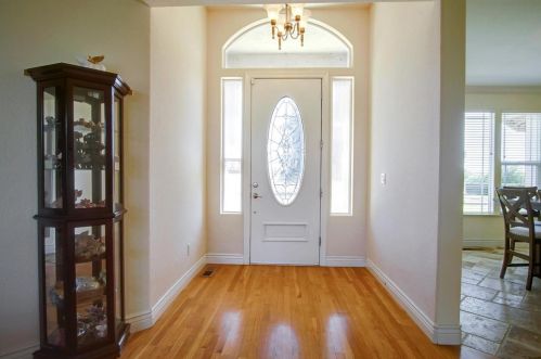 5890 Yuste Ln, Hollister CA  95023-9538 exterior