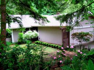 3805 Westpark Ct, Olympia, WA 98502-4016