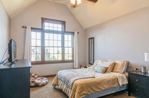 9009 96th Pl, Dyer IN  46373-8972 exterior