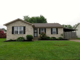 4932 Kilgore Ct, Louisville, KY 40218-3801