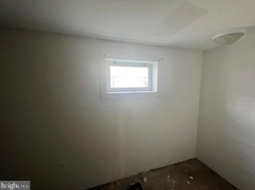 521 Tatum St, West Deptford NJ  08096-3408 exterior