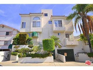 4823 Elmwood Ave, Los Angeles CA  90004-3164 exterior