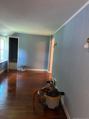 296 Chestnut Hill Ave, Waterbury CT  06704-1613 exterior