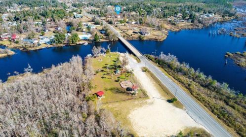 10132 Hwy 2301, Youngstown FL  32466-2448 exterior