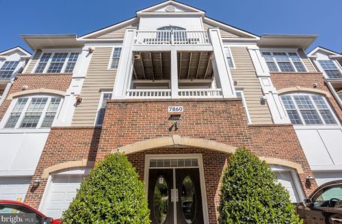 7860 Rolling Woods Ct, Springfield, VA 22152-3629