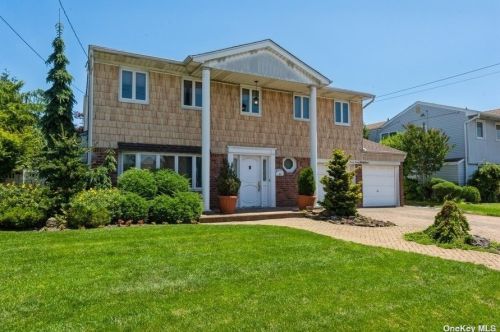 2797 Mandalay Beach Rd, North Wantagh, NY 11793-4617