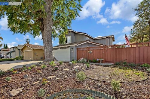 5856 Silver Leaf Rd, San Jose, CA 95138-1808