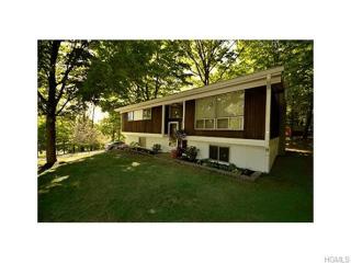 27 Brandywine Xing, Newburgh, NY 12550-8797