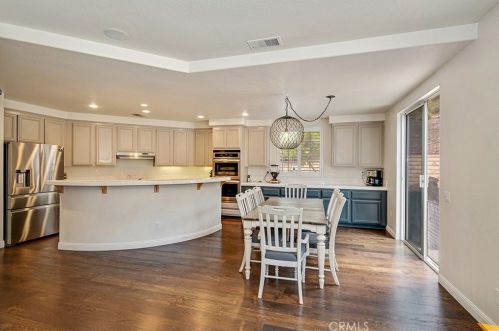 29584 Mammoth Ln, Santa Clarita CA  91387-6216 exterior