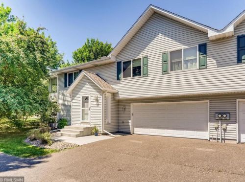 3721 Gershwin Ln, Saint Paul, MN 55128-2944