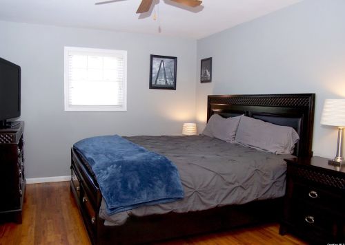 16 Avondale Dr, South Setauket NY  11720-2836 exterior