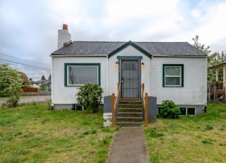 424 32nd St, Tacoma, WA 98404-1610