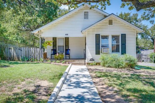 419 Mounts Ave, Denton, TX 76201-4027