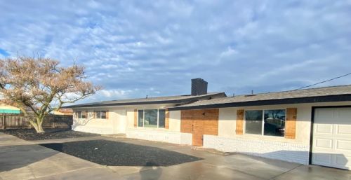 14032 Castle Rd, Manteca, CA 95336-8753