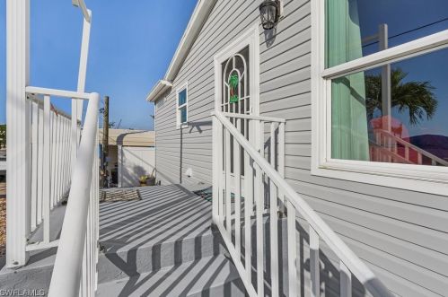 2852 York Rd, Saint James City FL  33956-2295 exterior