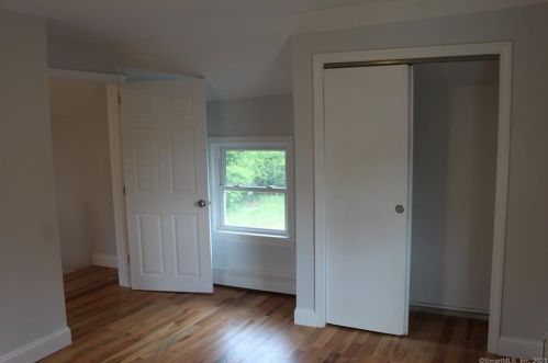 285 Jefferson St, Bridgeport CT  06607-2422 exterior