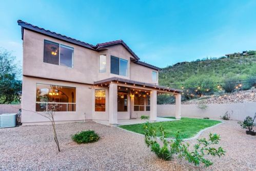 7790 Beautiful Pl, Tucson, AZ 85750-7411