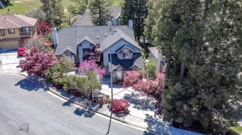 7265 Scarsdale Pl, San Jose CA  95120-4250 exterior