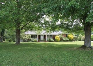 920 Lion Pkwy, Columbia, TN 38401-4606
