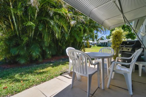 765 High Point Dr, Delray Beach FL  33445-3127 exterior