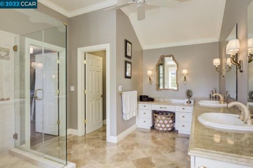 695 Blue Spruce Dr, Danville CA  94506-4525 exterior