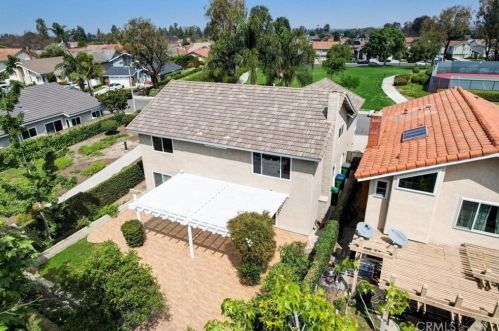 12 Christamon, Irvine CA 92620-1829 exterior