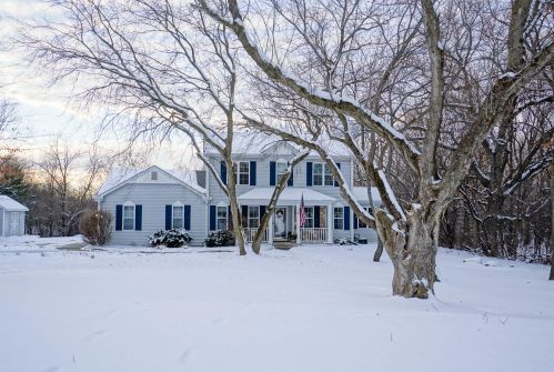 112 Chestnut Way, North Prairie, WI 53153-9603