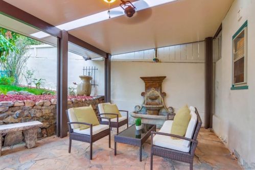 3211 Dumas St, San Diego CA 92106-1317 exterior