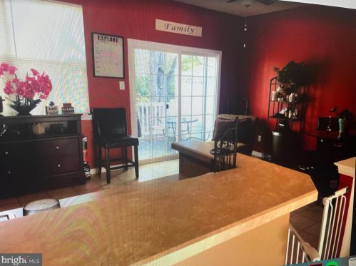 4106 Sophia Ln, Boothwyn PA  19061-2806 exterior