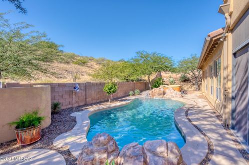 36618 Desert Sun Dr, Tucson AZ 85739-3056 exterior