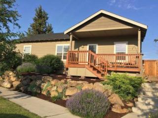 20670 Beaumont Dr, Bend, OR 97701-7936