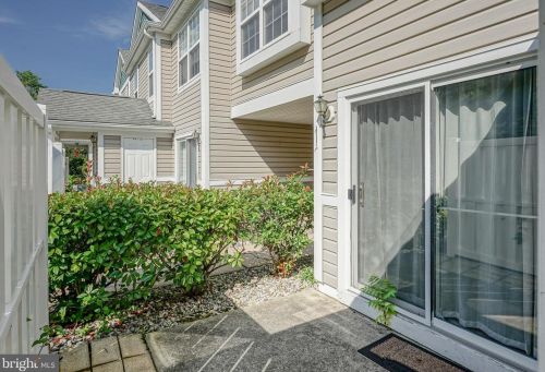 206 Steeplechase Ct, West Deptford NJ  08096-6804 exterior