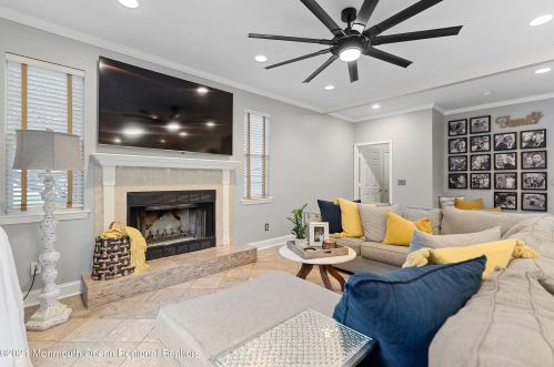 240 Sunnybrook Rd, Jackson Twp NJ  08527-4615 exterior