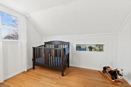 21 Bank St, Manville NJ  08835-2401 exterior