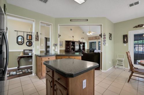 6111 Arlington Dr, Frisco TX 75035-2835 exterior