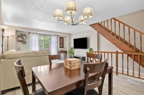 502 Bayberry Ln, Imperial PA  15126-9661 exterior