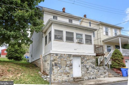 665 2nd St, Harrisburg, PA 17113-1503